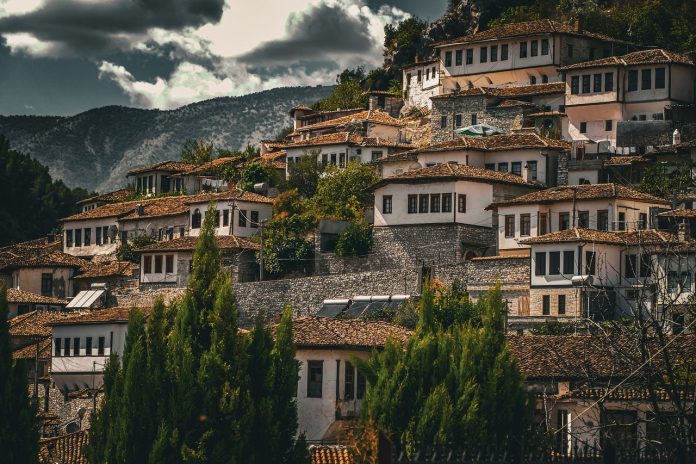 albania_tirana_gjirokastra_berat_ksamil_26